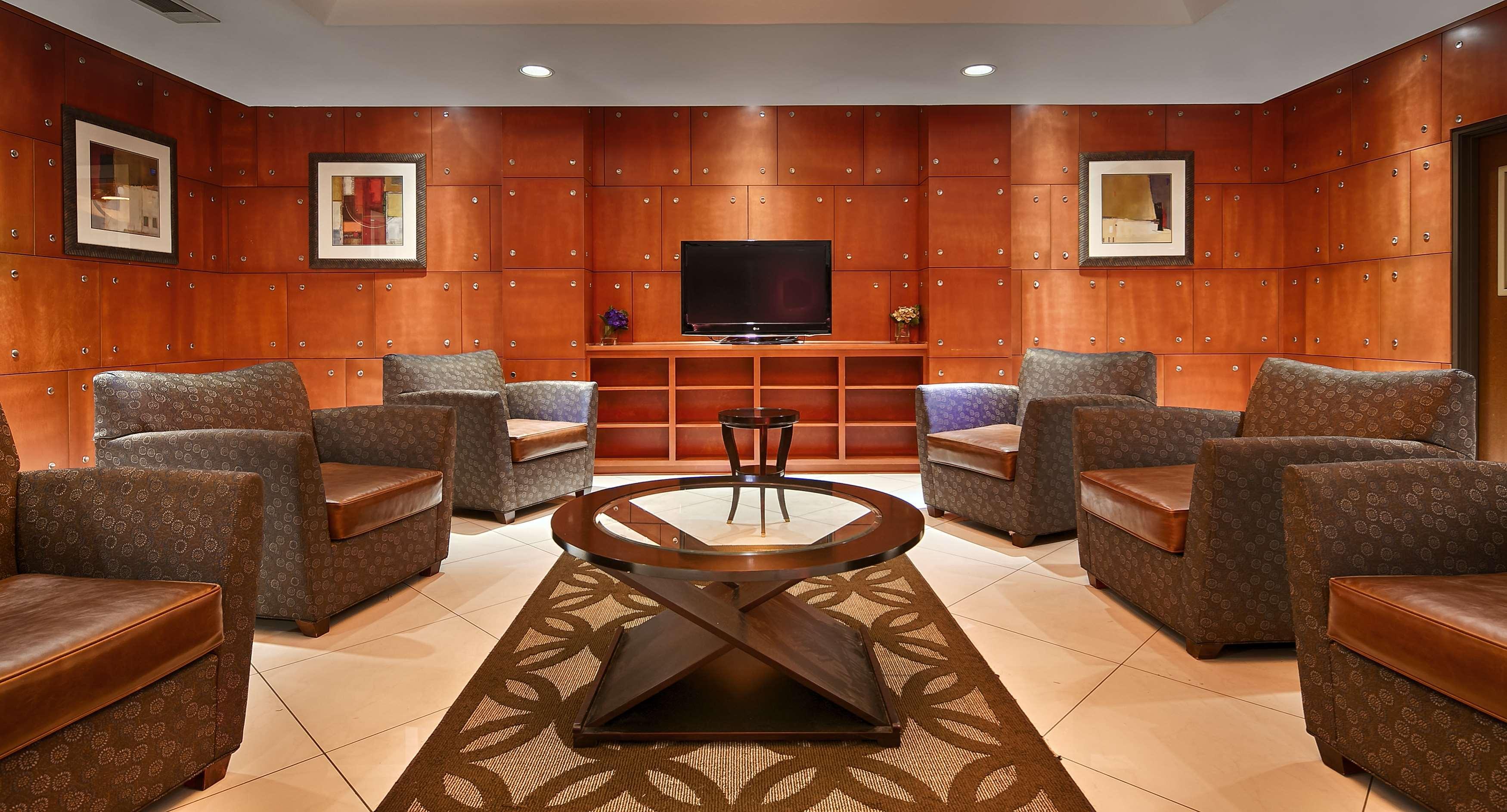 Best Western Plus Flowood Inn&Suites Extérieur photo