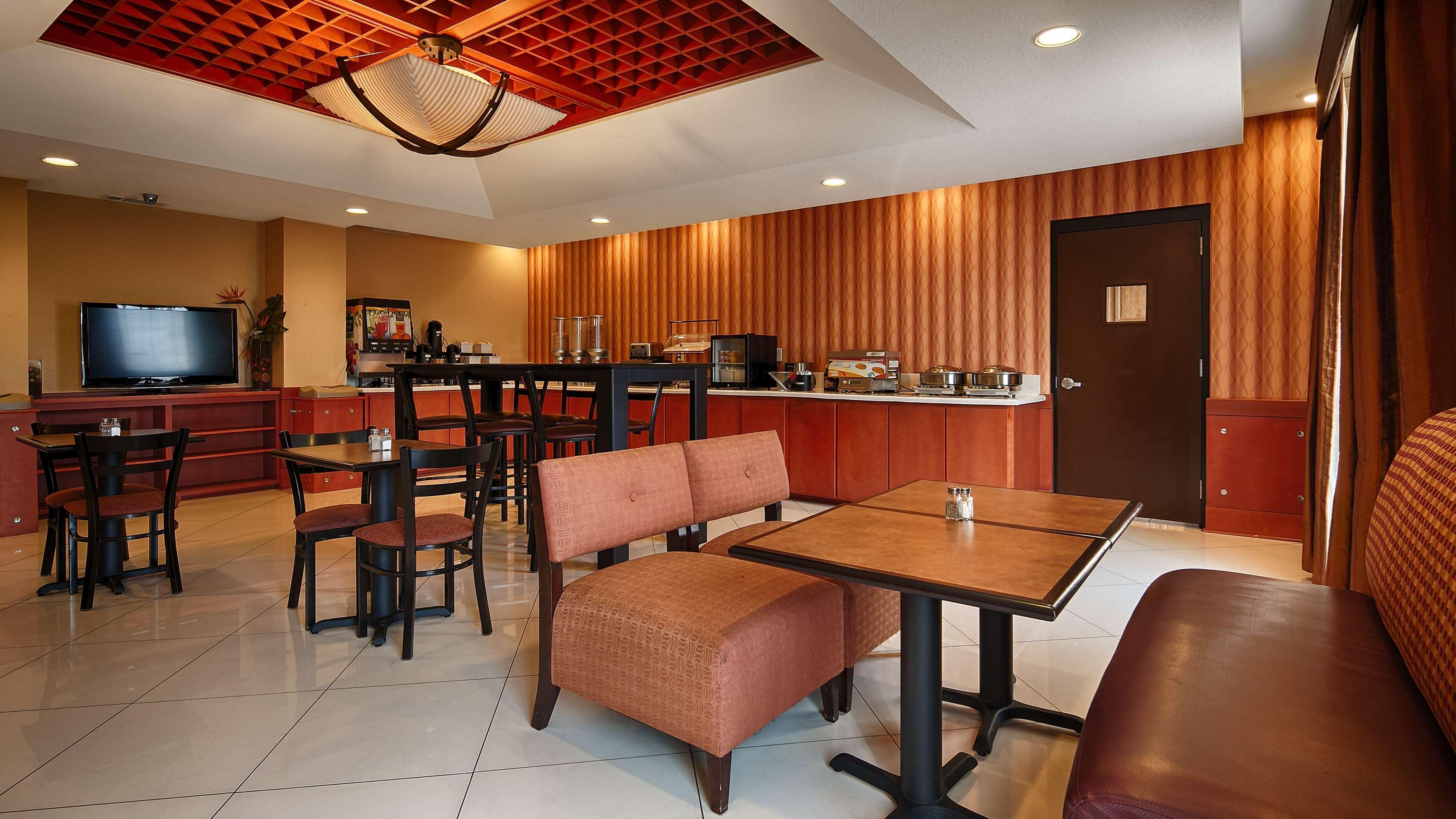 Best Western Plus Flowood Inn&Suites Extérieur photo