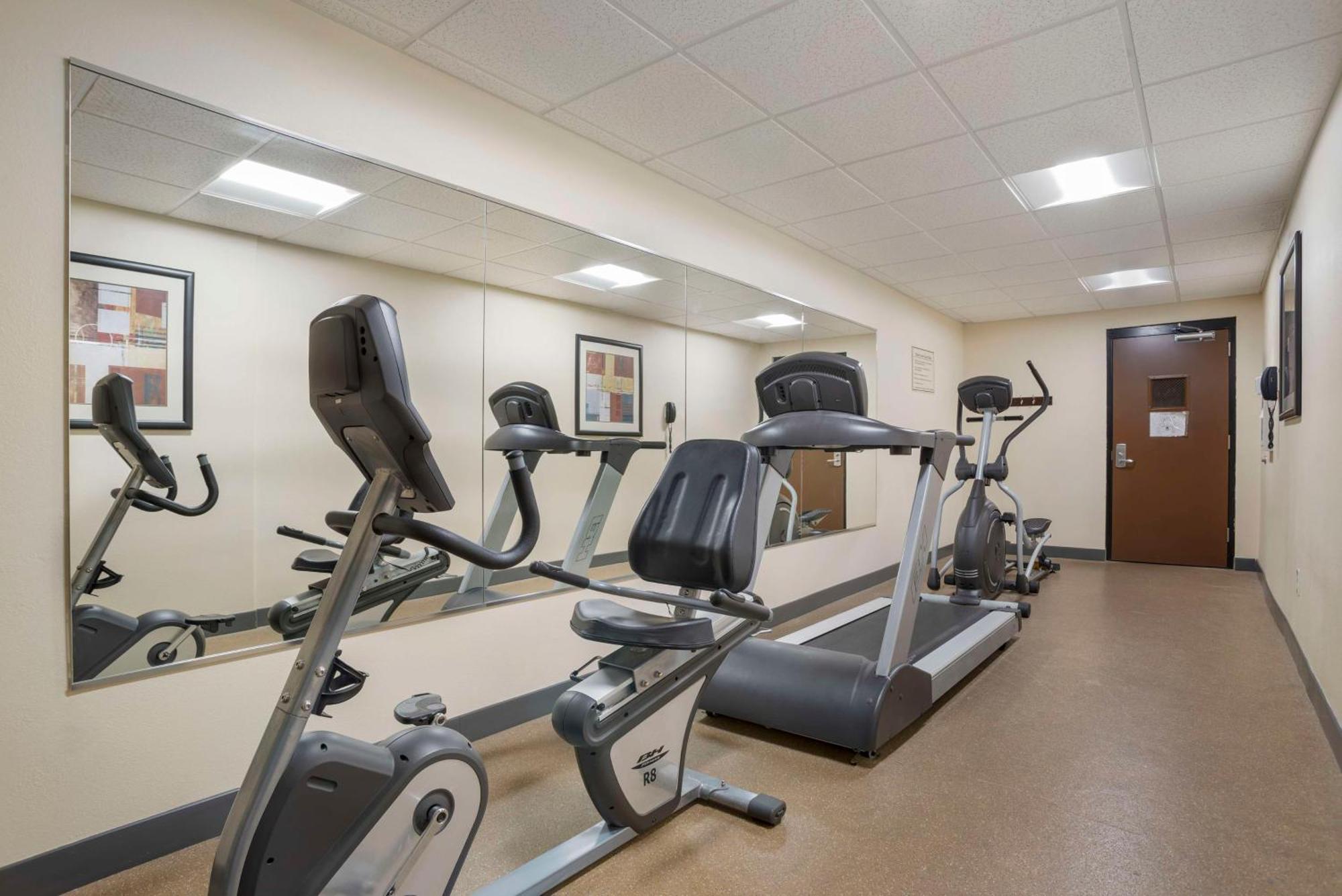 Best Western Plus Flowood Inn&Suites Extérieur photo